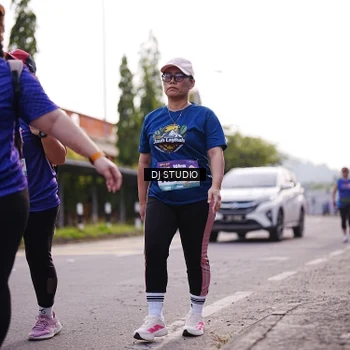 Runner Photo 8388426