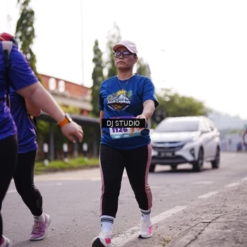 Runner Photo 8388431