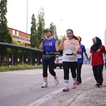 Runner Photo 8388438