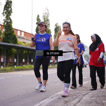 Runner Photo 8388453