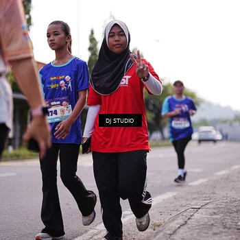 Runner Photo 8388460