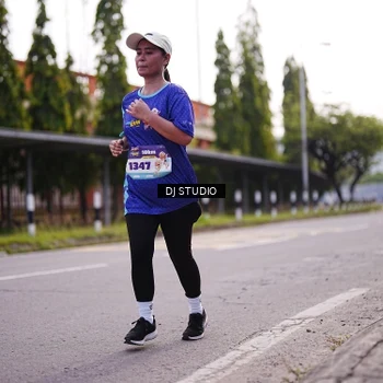 Runner Photo 8388470