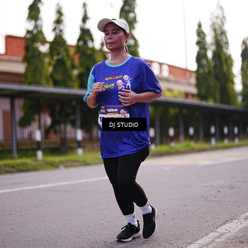 Runner Photo 8388476