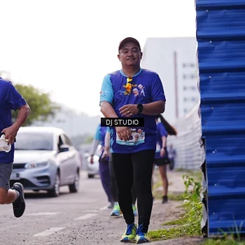Runner Photo 8388488