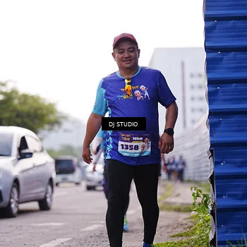 Runner Photo 8388499