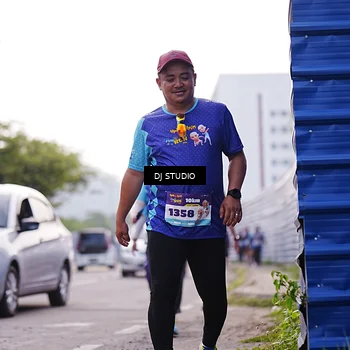 Runner Photo 8388501