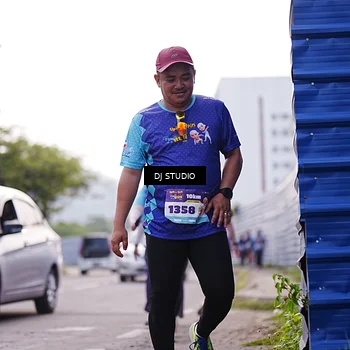Runner Photo 8388502
