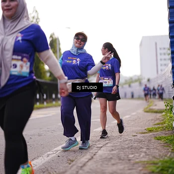 Runner Photo 8388512