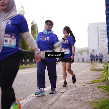 Runner Photo 8388514