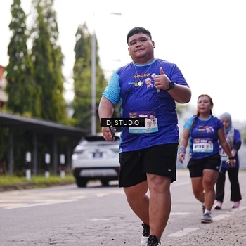 Runner Photo 8388537
