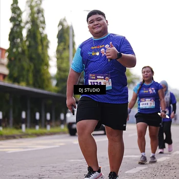 Runner Photo 8388542