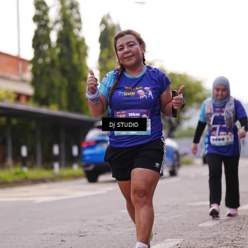 Runner Photo 8388558