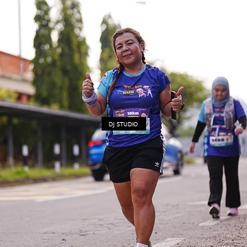 Runner Photo 8388559