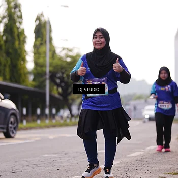 Runner Photo 8388595