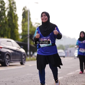 Runner Photo 8388601