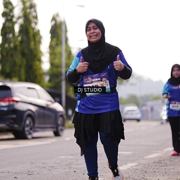 Runner Photo 8388602