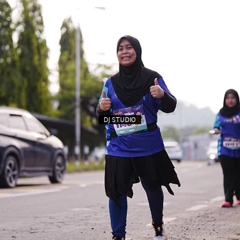Runner Photo 8388604