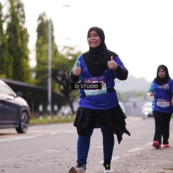 Runner Photo 8388611