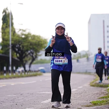 Runner Photo 8388625