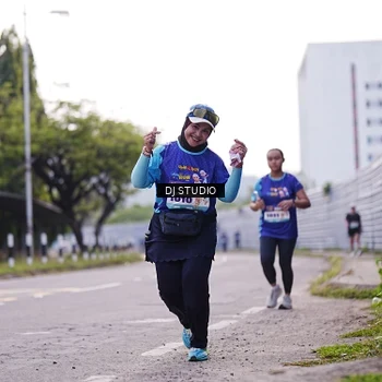 Runner Photo 8388649