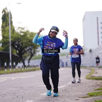 Runner Photo 8388653