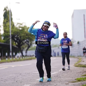 Runner Photo 8388654