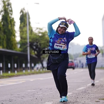 Runner Photo 8388658