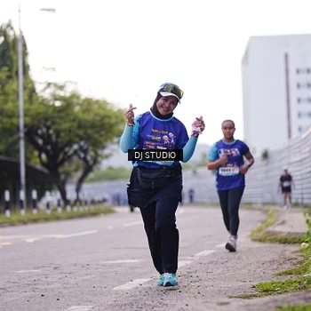 Runner Photo 8388664