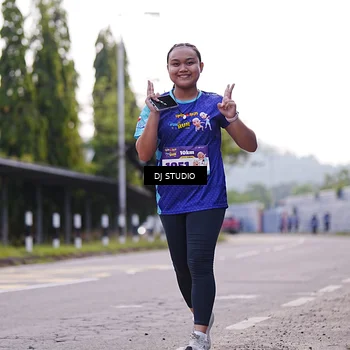 Runner Photo 8388687