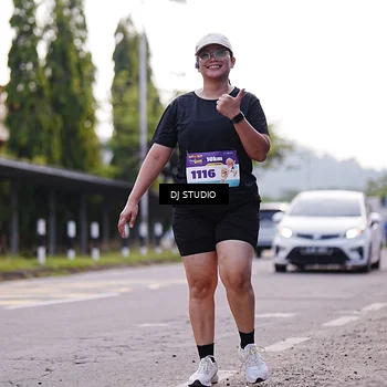 Runner Photo 8388695
