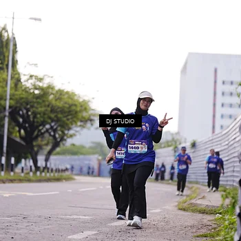 Runner Photo 8388704