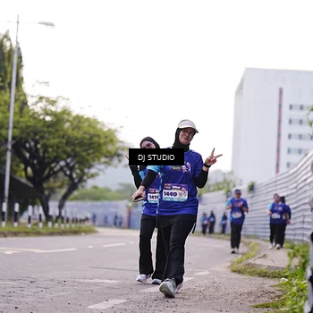 Runner Photo 8388707