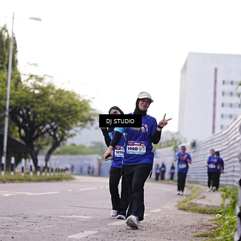 Runner Photo 8388710