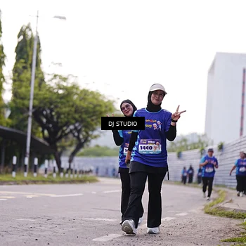 Runner Photo 8388714