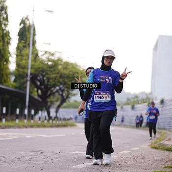 Runner Photo 8388720
