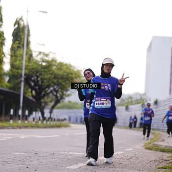 Runner Photo 8388723