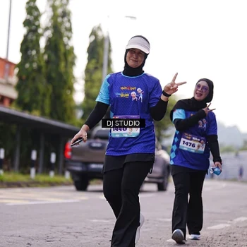 Runner Photo 8388734
