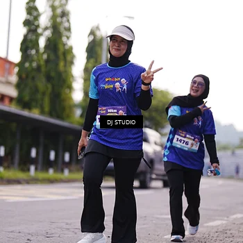 Runner Photo 8388735