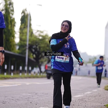 Runner Photo 8388738