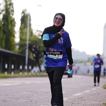 Runner Photo 8388744