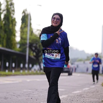 Runner Photo 8388745