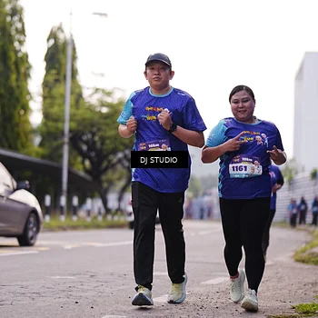 Runner Photo 8388759