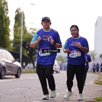 Runner Photo 8388764