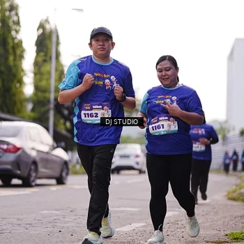 Runner Photo 8388767
