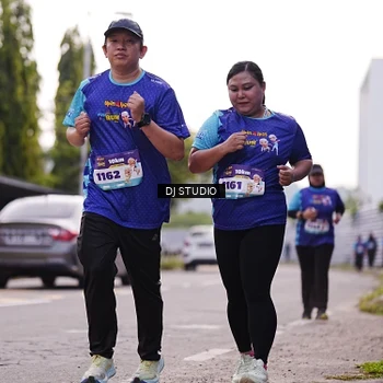 Runner Photo 8388773