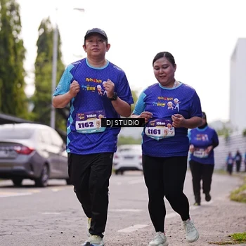 Runner Photo 8388782