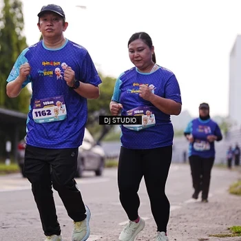 Runner Photo 8388783