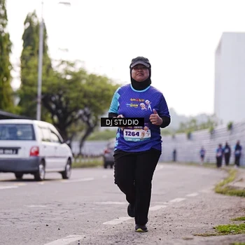 Runner Photo 8388792