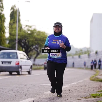 Runner Photo 8388796