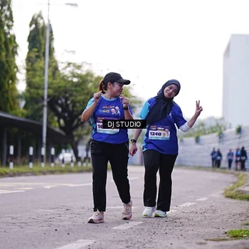Runner Photo 8388810